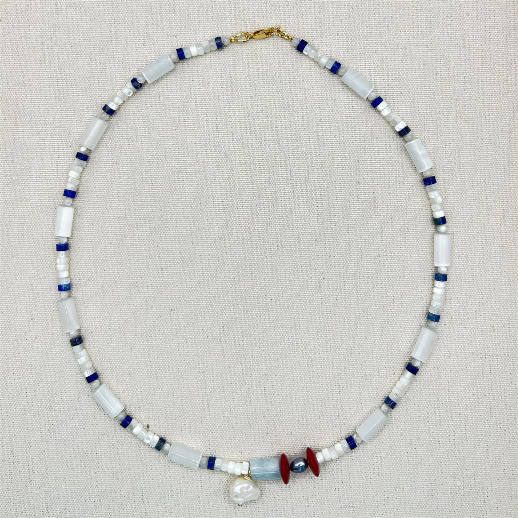 Collana- Acqua silente